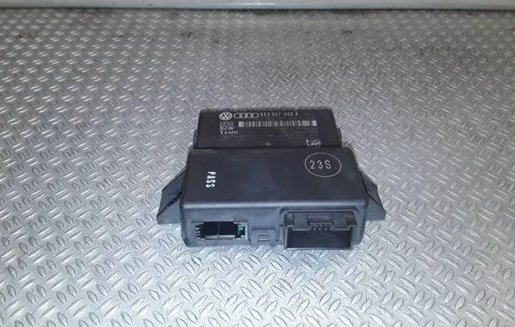 Audi A1 Gateway control module 8X0907468A 2840546806300