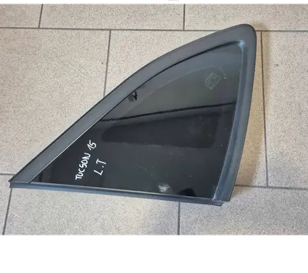 Hyundai Tucson TL Rear side window 87810D3000