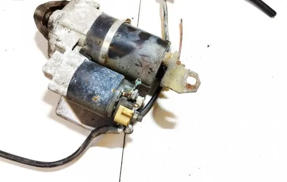 Volkswagen PASSAT B5.5 Starter motor