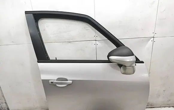 Opel Zafira C Front door OPLZAFCDRZPP