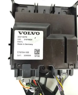 Volvo XC60 Trunk lid opening control unit 332214270 C76704 31419677