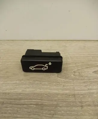 BMW 7 E65 E66 Tailgate/boot open switch button 8375580 9801 5035