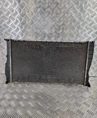 BMW 3 E90 E91 Coolant radiator 7789796