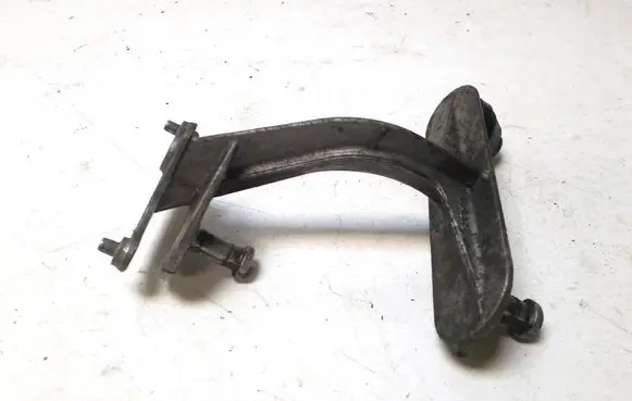 Mercedes-Benz GLK (X204) ABS pump bracket A2044310240