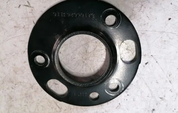 Coil spring mount