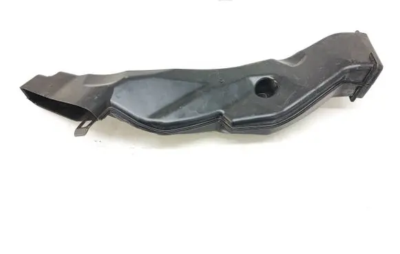 BMW i4 Cabin air duct channel 7427858 0708091011 11252010