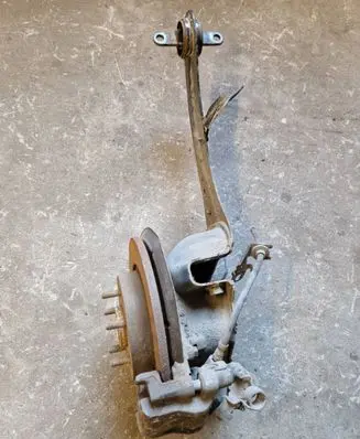 Volvo S40 Rear wheel hub spindle/knuckle 
