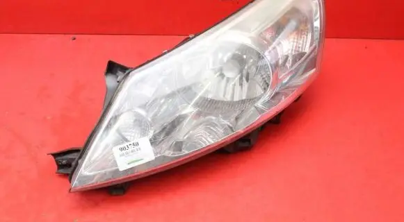 Citroen Jumpy Headlight/headlamp 89901161