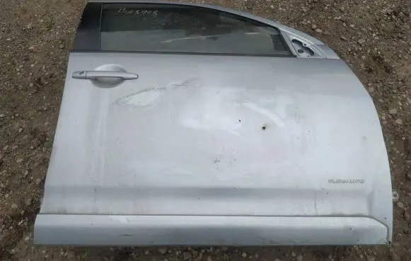 Mitsubishi Outlander Front door pilkos