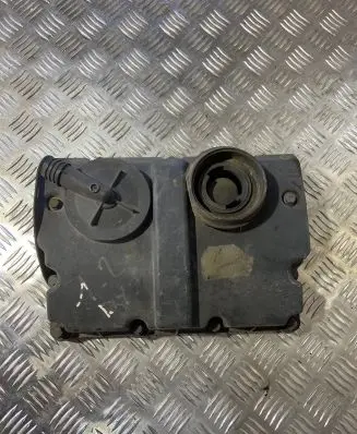 Volkswagen Polo IV 9N3 Rocker cam cover 045103469D