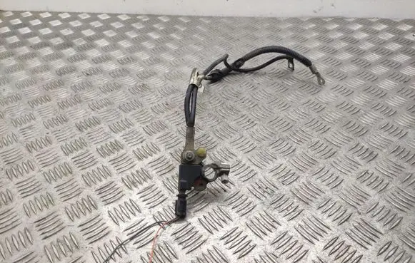 Peugeot 3008 I Battery relay fuse 9667109380