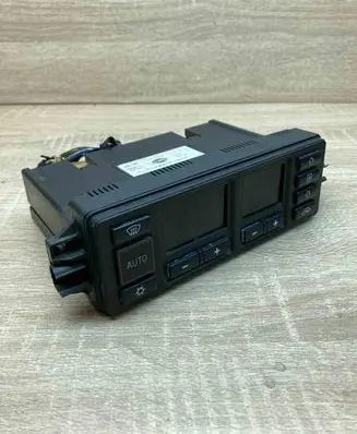 Audi A4 S4 B5 8D Climate control unit 8L0820043B WithPlug