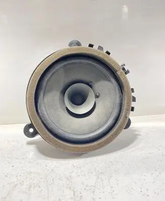Volvo V50 Front door speaker 30657444 07W12