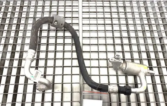 Jeep Compass Air conditioning (A/C) pipe/hose 68302447AB