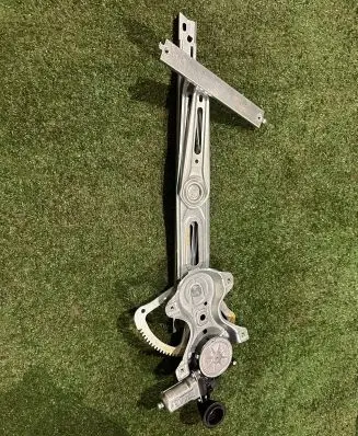 Toyota Camry Front door window regulator motor 85710-06090