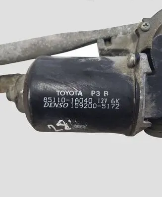 Toyota Avensis T250 Front wiper linkage and motor 851101A040