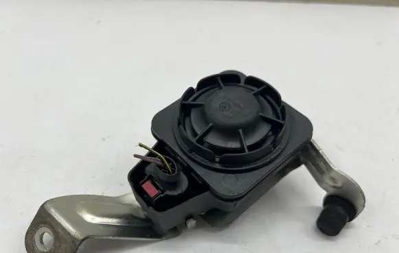 Audi A3 S3 8V Alarm system siren 8V2951285