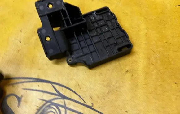 Ford Bronco Blind spot radar bracket M2DT-14D189-AC M2DT14D189AC