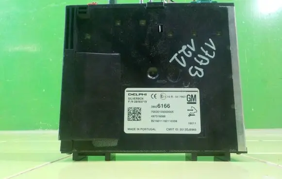 Opel Astra K Central body control module 28493719