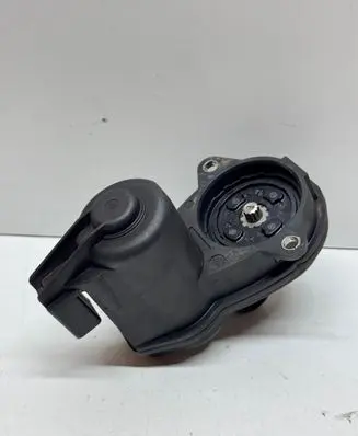 Audi Q7 4M Rear brake caliper 32355763