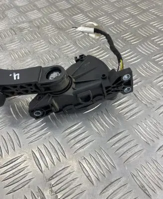 Volkswagen Touareg II Accelerator throttle pedal 7L0723507E 6PV00802626