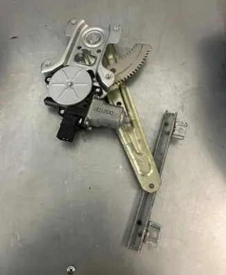Citroen C-Crosser Rear door window regulator with motor 5713A