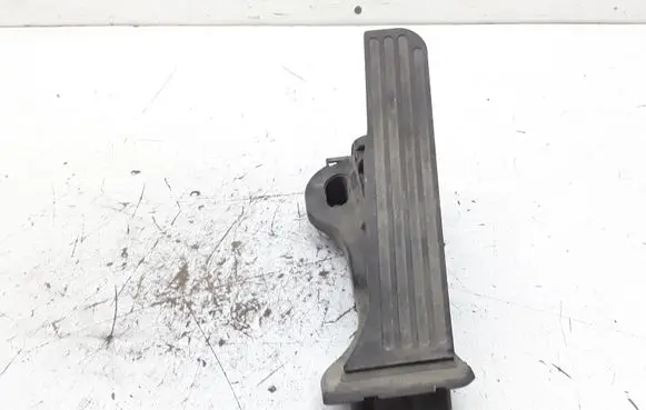 Volkswagen PASSAT B6 Accelerator throttle pedal 1K1721503L