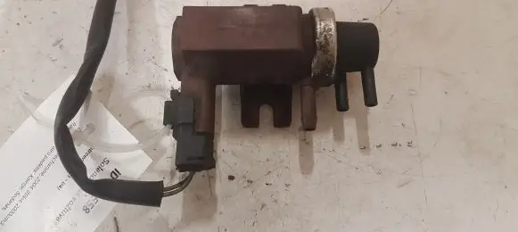 Citroen C5 Turbo solenoid valve 70096903 9652570180