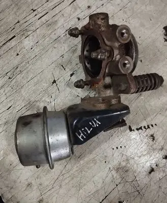 Toyota Hilux (N140, N150, N160, N170) Throttle valve