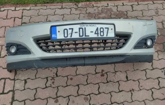 Opel Astra H Front bumper