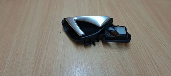 Rear door interior handle