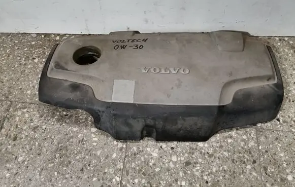 Volvo V70 Engine cover (trim) 30757158