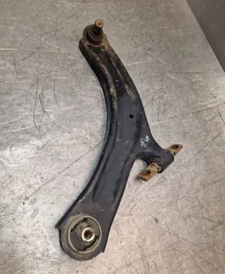 Nissan Qashqai Front lower control arm/wishbone
