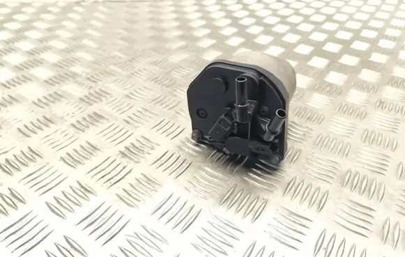 Ford Fiesta Fuel filter housing AV6Q9155AA