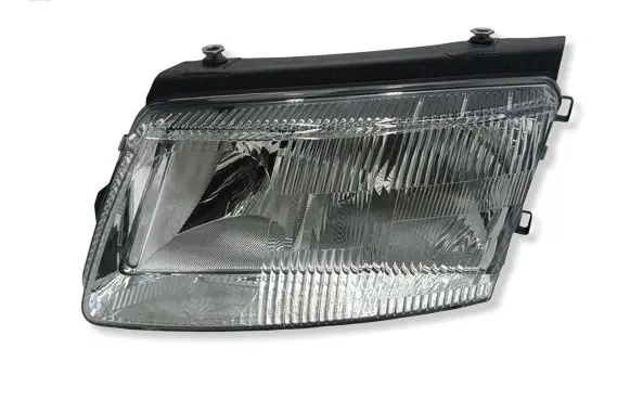Volkswagen PASSAT B5 Headlight/headlamp 3B0941017M