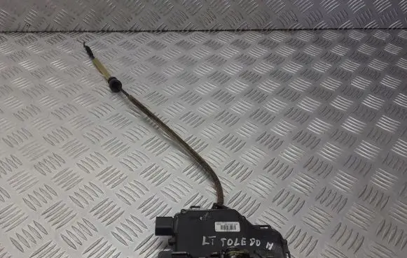 Seat Toledo II (1M) Rear door lock 3B4839015M