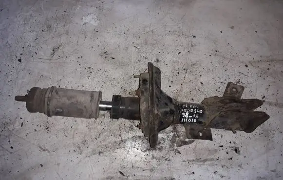 Volvo S40, V40 Front shock absorber/damper