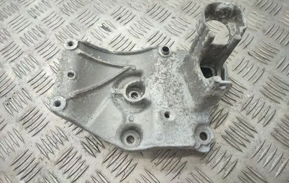 Peugeot 2008 II A/C compressor mount bracket 9823598480