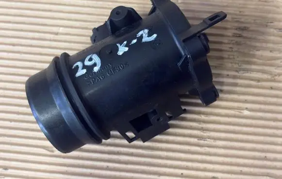 BMW X5 F15 Mass air flow meter 8519492 34414