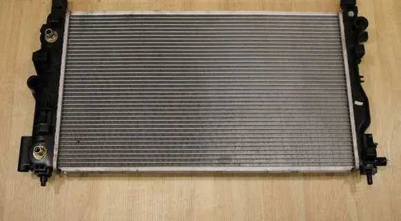 Chevrolet Cruze Coolant radiator