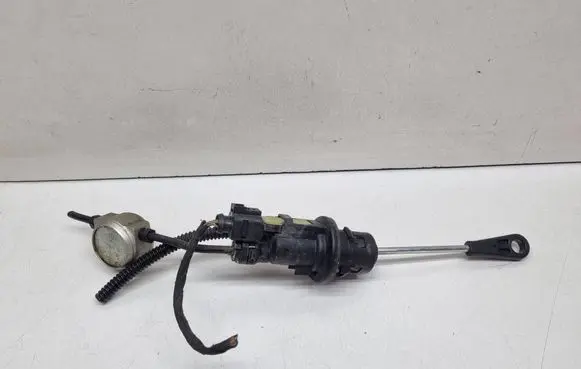 Audi A4 S4 B8 8K Clutch master cylinder 8K1721401