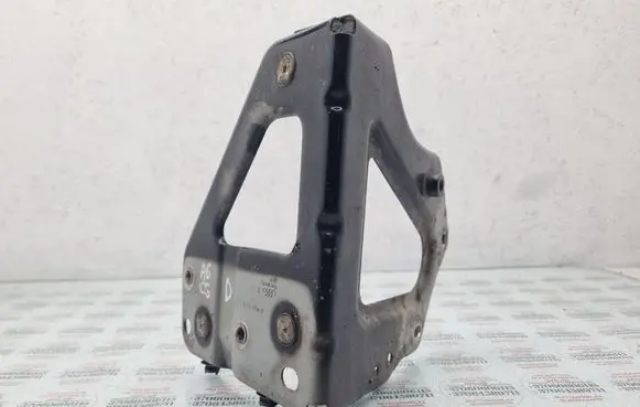 Audi A6 S6 C6 4F Fender mounting bracket 4F0821436A