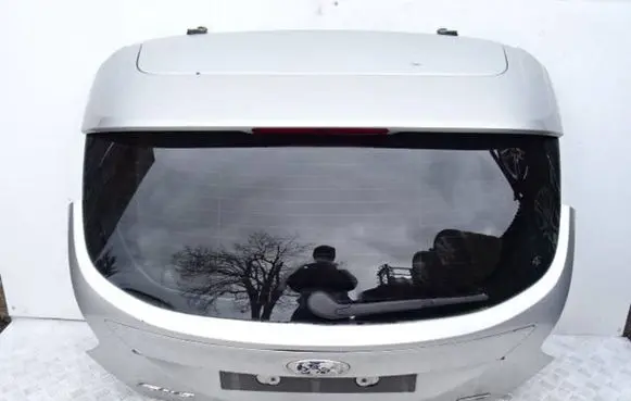 Ford Focus Tailgate/trunk/boot lid