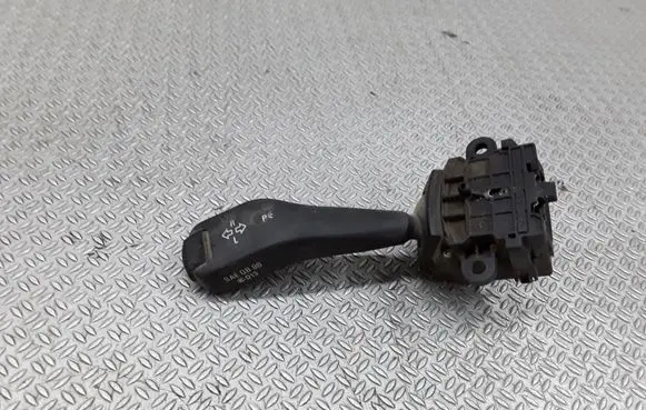 BMW 5 E39 Indicator stalk 8363668K 01104010