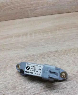 BMW X5 E53 Airbag deployment crash/impact sensor 6911038 300401