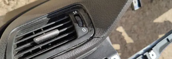 Volkswagen PASSAT B6 Dashboard ZSB3C1857003
