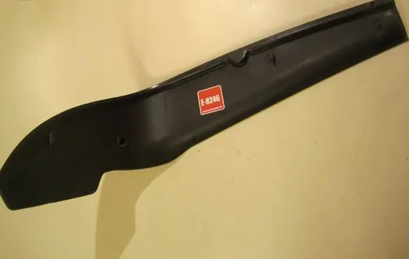 Volkswagen Touran II Rear/tail light trim molding 1T0945311