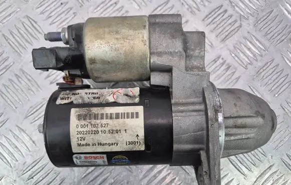 BMW 7 F01 F02 F03 F04 Starter motor 0001107527
