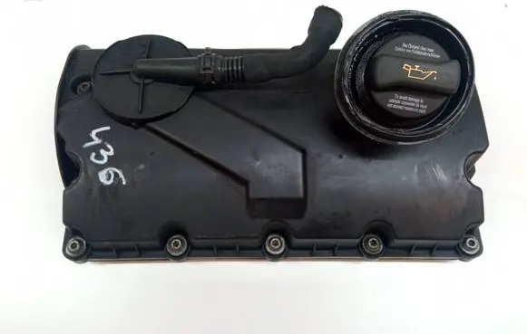 Skoda Octavia Mk2 (1Z) Rocker cam cover 038103469