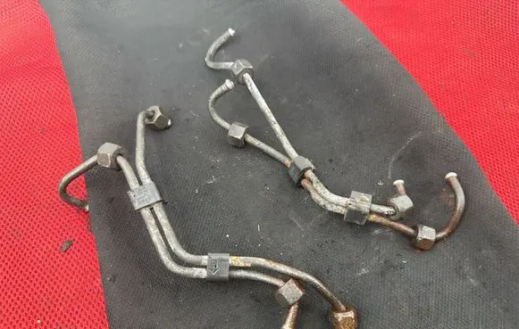 Volkswagen Polo III 6N 6N2 6NF Fuel injector supply line/pipe 